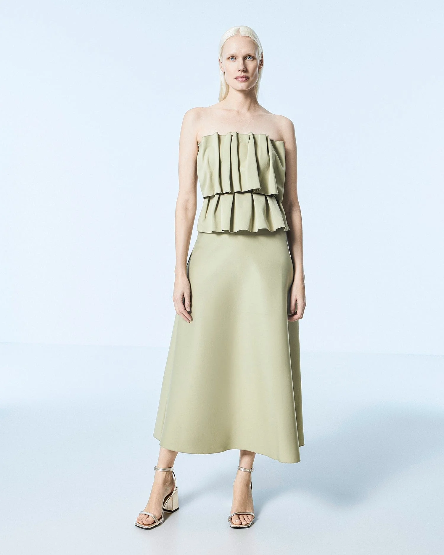 The Elevated Essential - Champagne - Image 5