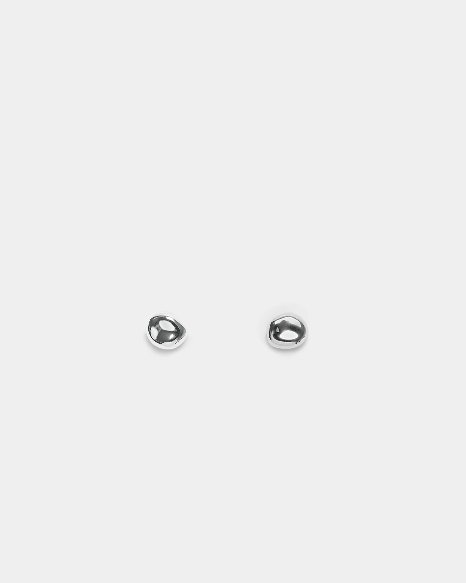 The Pearl Earrings - White Gold - Image 4